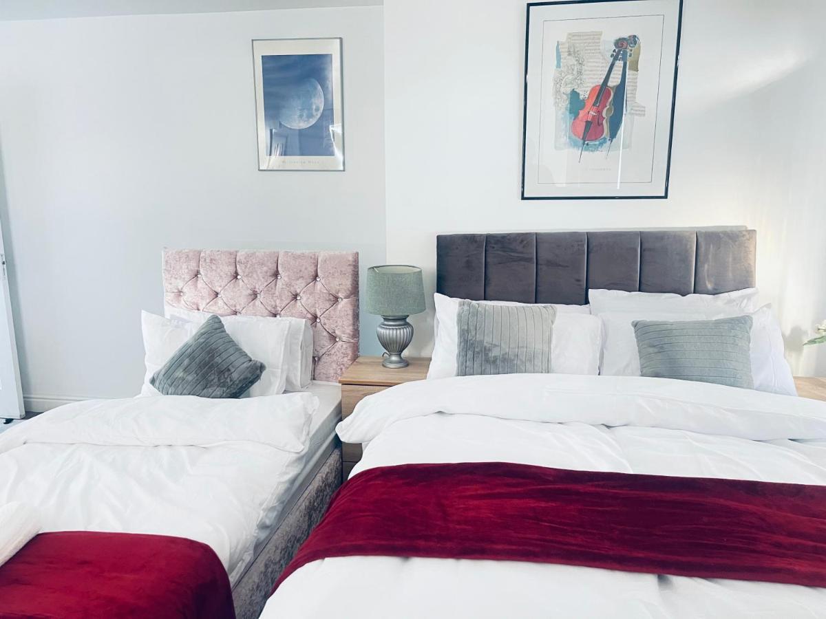 1 Bed Apartment Бирмингем Экстерьер фото